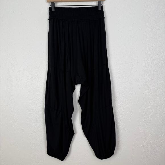 Free People Movement Light As A Feather Harem Pant Slouchy Black Size XS - Picture 4 of 6